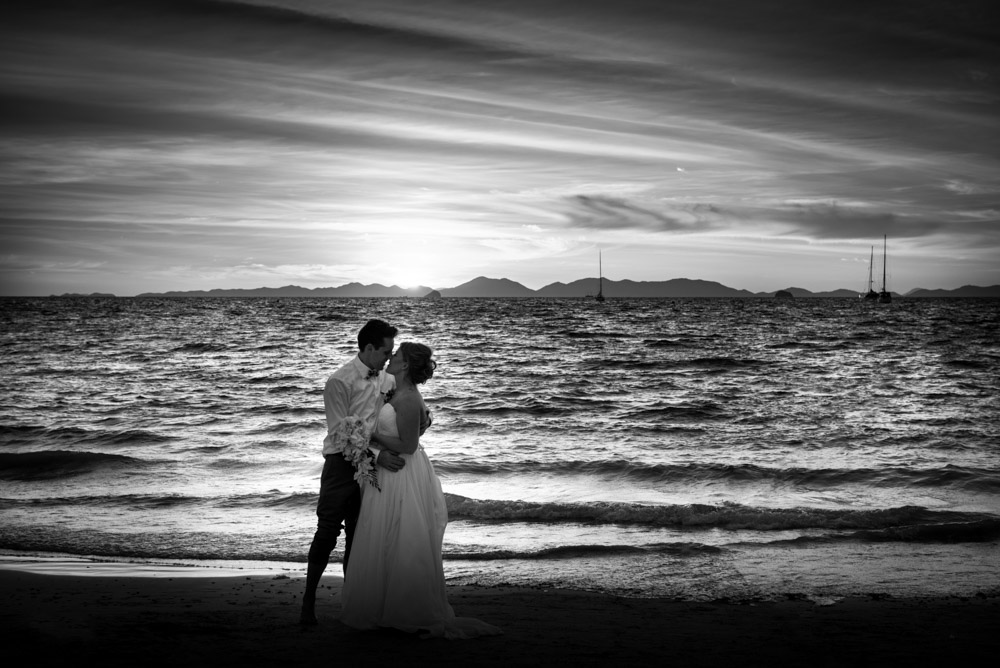 Beach wedding-wedding-krabi-Thailand