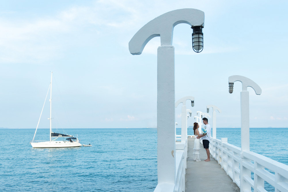 wedding photographer-beach wedding-Phuket-Thailand-photographer-cape panwa