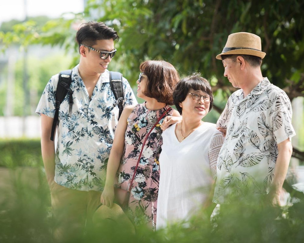 korea photo-korean family-phuket photographer-phuket photo-family photo